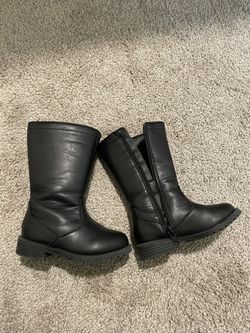 Toddler Boots Size 6, 1-2T, GAP
