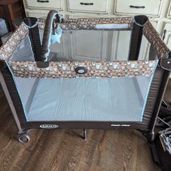 Graco Pack and Play 