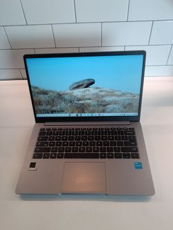 Chromebook Laptop with Intel Celeron 14" screen