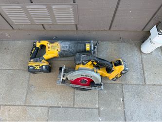 DeWalt skill saw  and sawzall