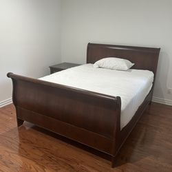 Slay Bed With Mattress 