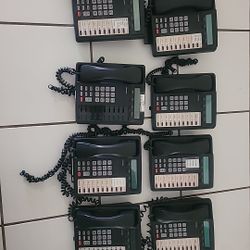 Toshiba Phone System w/Strata CTX100 wall System 8 phones 