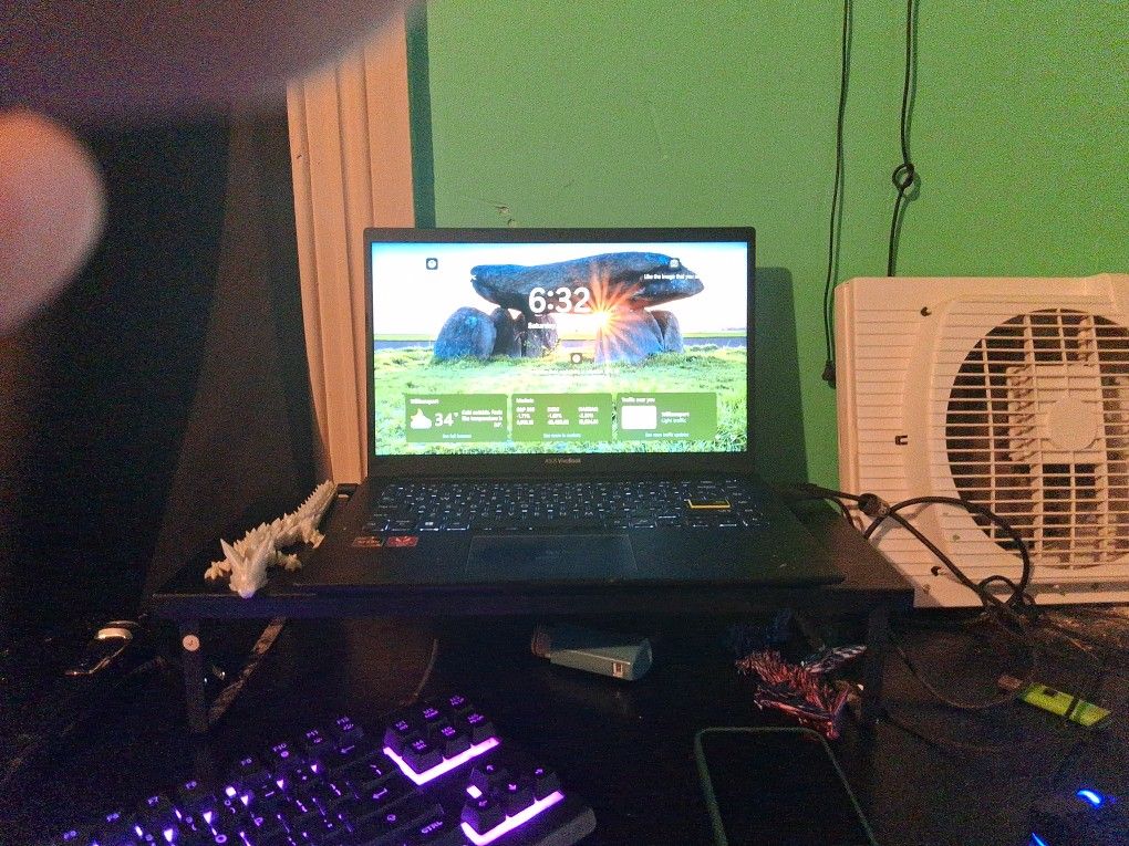 Gamein Laptop Lookin For 250 Keyboard Alone Worth About 150 All For 250 Or Good Trade