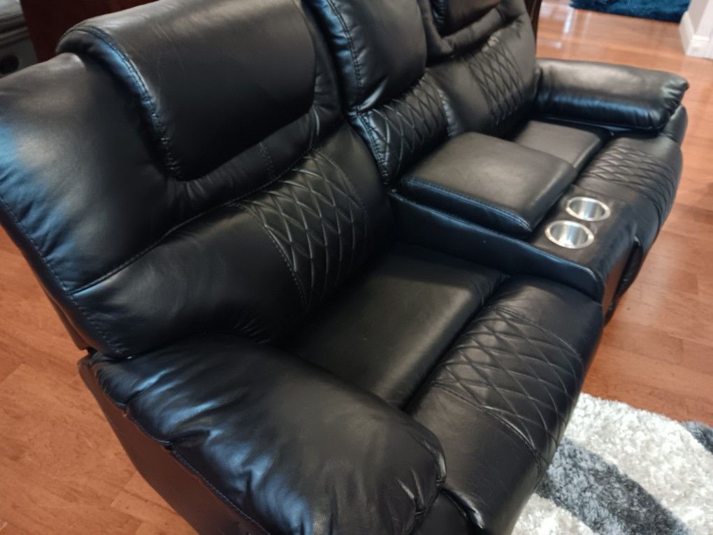 *Year End Sale Event!!!*---Sleek Santiago Black Leather Reclining Loveseats---Now $599!!!---Delivery/$10 Down Financing😎