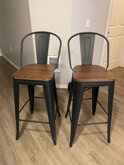 Tall bar chairs