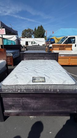 Full Grey Mattress and Frame