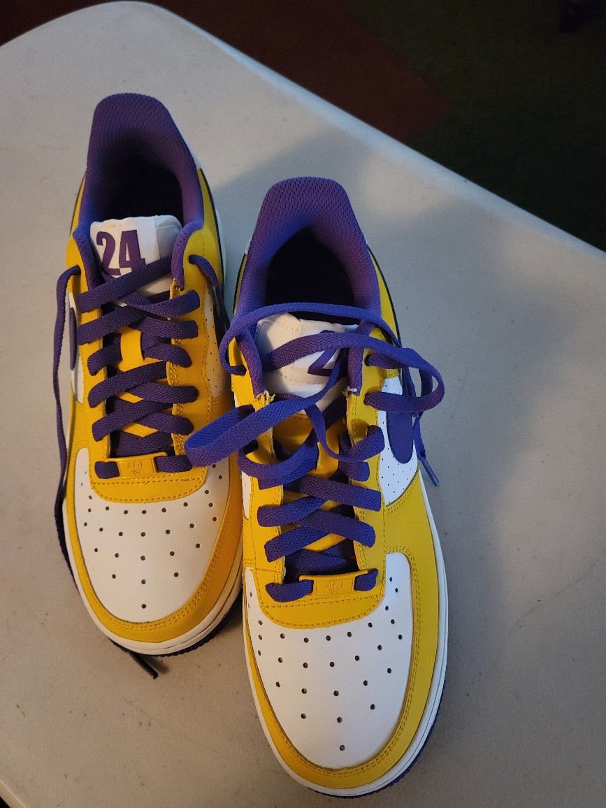 KOBE BRYAN AIR FORCE 1 