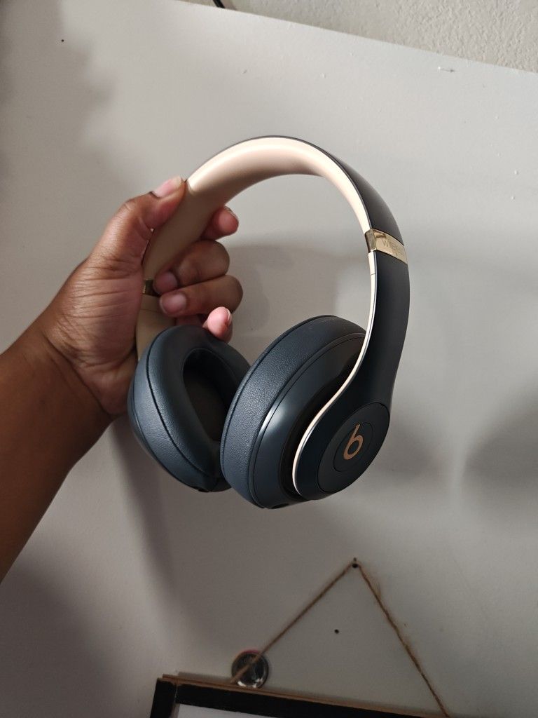 BEATS BY DRE STUDIO 3 