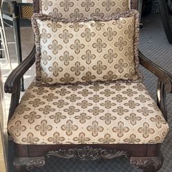 Amazing Armchair, Excellent Condition!