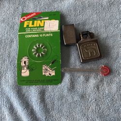 Vintage Camel Zippo Lighter W/ Extra Flints