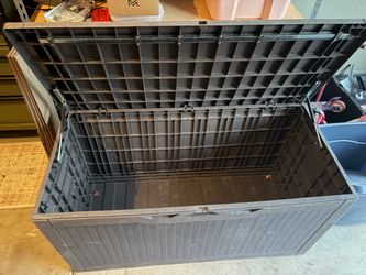 Large Outdoor Plastic Deck Storage Box