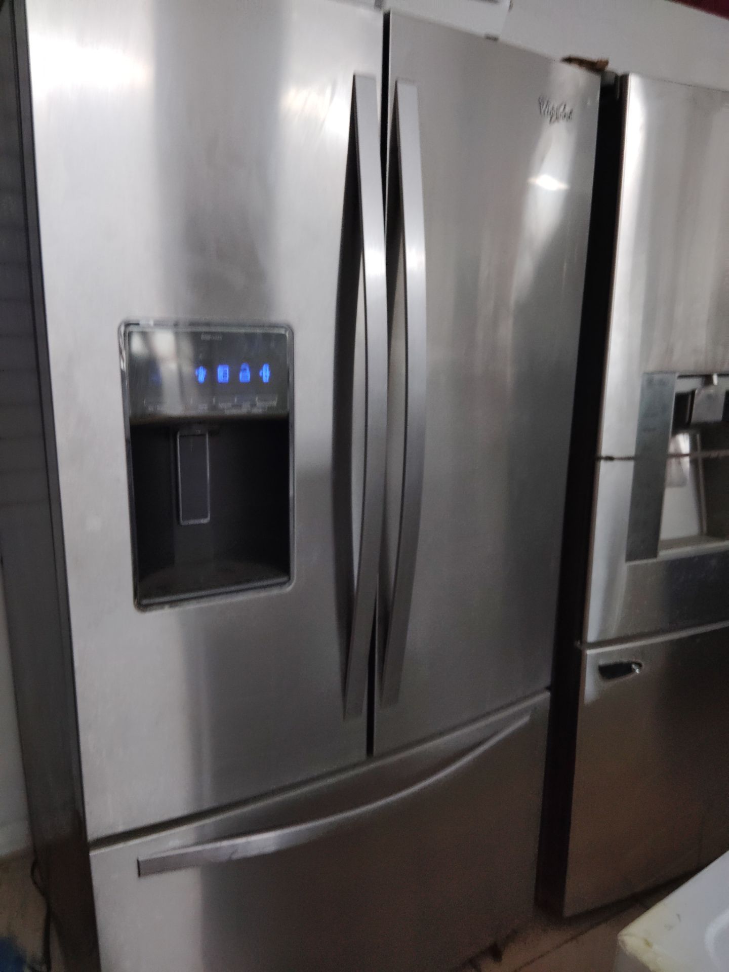 Whirlpool Refrigerator works great
