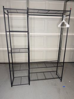 Metal clothes rack