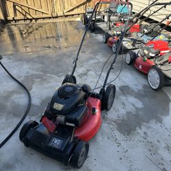 Craftsman Self Propelled Mower READ DESCRIPTION 