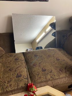 36 inches tall 26 inches long mirror for $10