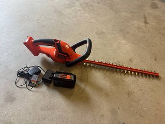 40V MAX 22 in. Cordless Battery Powered Hedge Trimmer Kit with (1) 1.5 Ah Battery and Charger