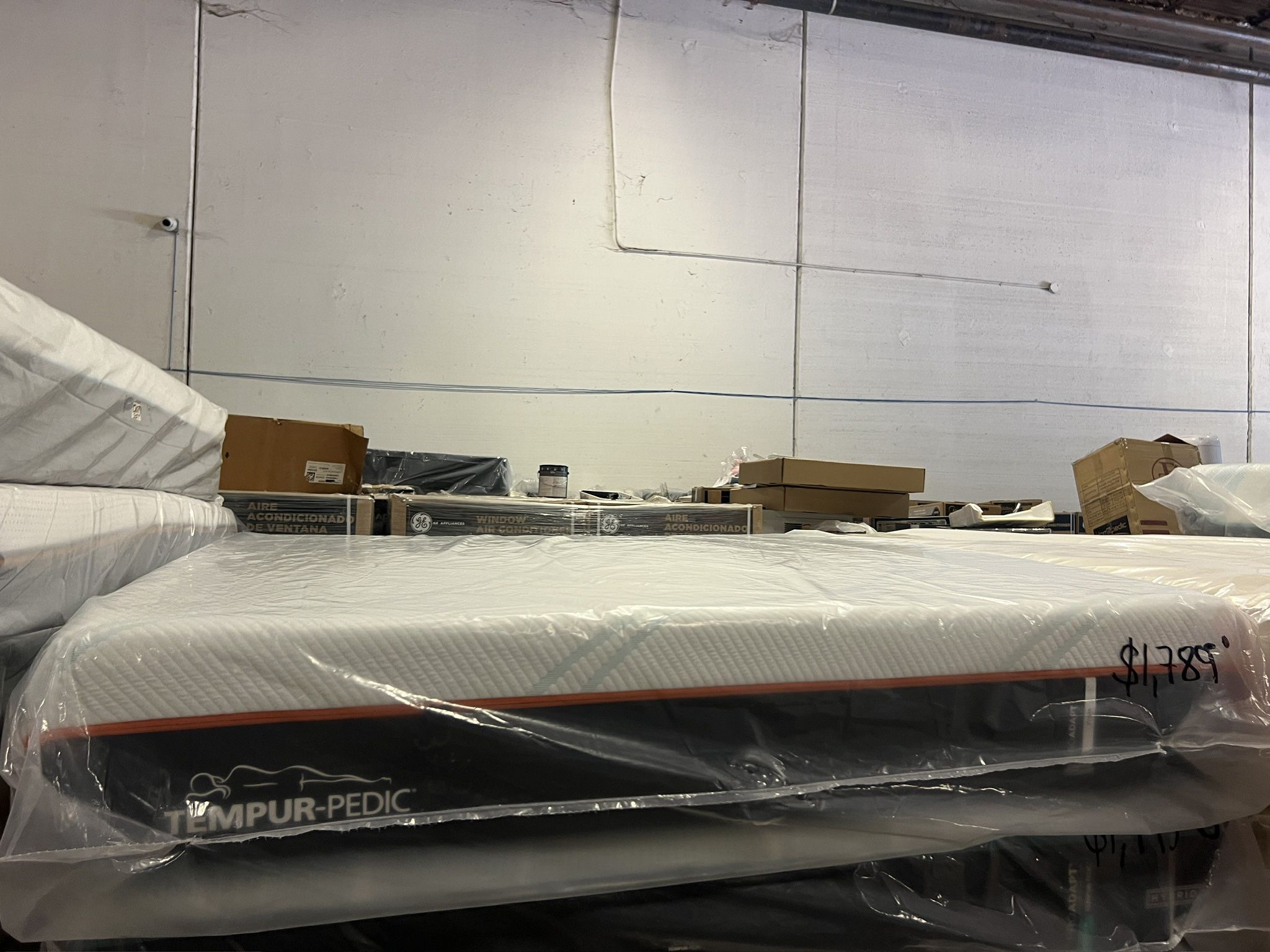 King Mattress Tempurpedic ProAdapt Firm