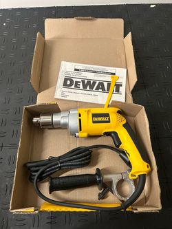 DEWALT 7.8 Amp Corded 1/2 in. Variable Speed Reversing Drill