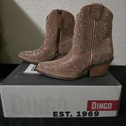 Dingo Cowgirl Boots