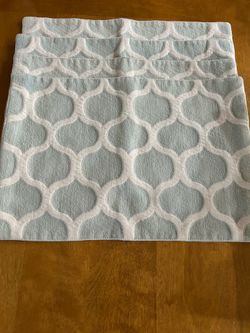 4 Placemats - Lined backing. Food network brand.