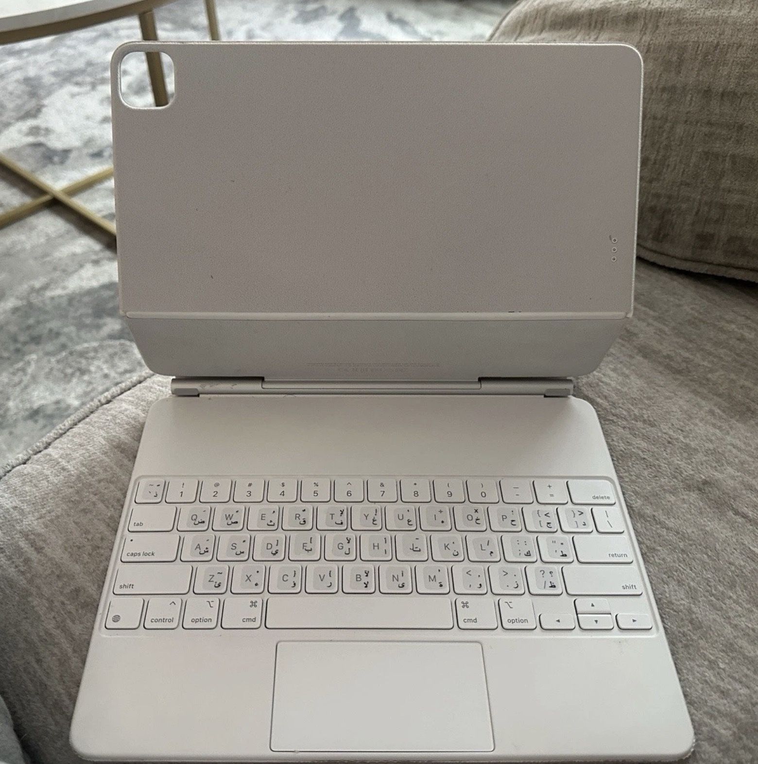 Apple Magic Keyboard for 12.9" iPad Pro 5th Gen., White - US English&Arabic