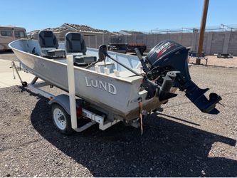 Lund 14’ aluminum fishing boat
