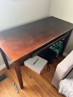 Free desk