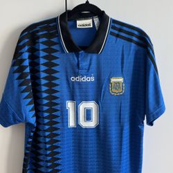 Argentina Maradona #10 Retro Jersey (Size M) 🇦🇷🐐