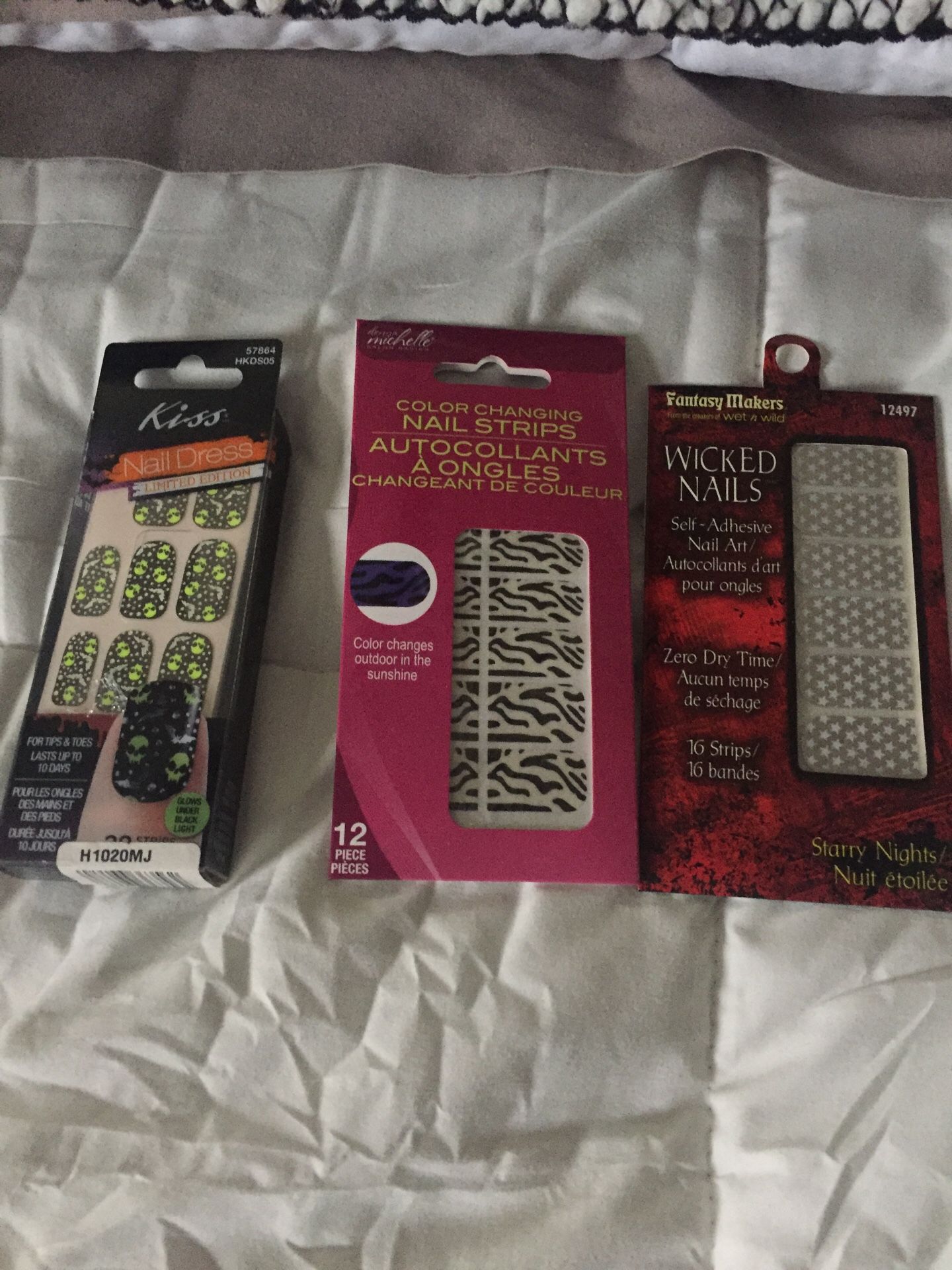 Nail strips set 3 new