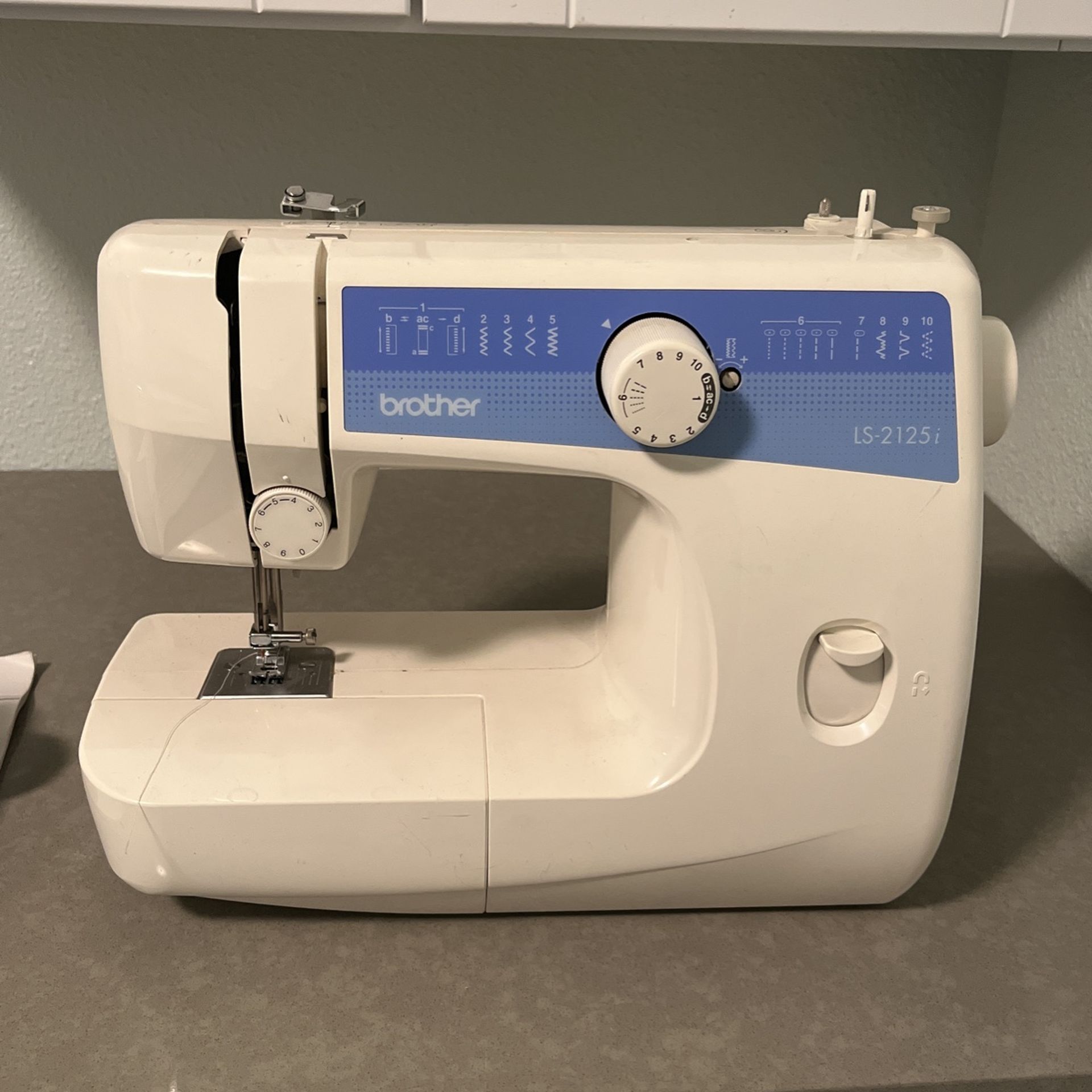 Brother LS2125i Lightweight Sewing Machine for Sale in Carmichael, CA