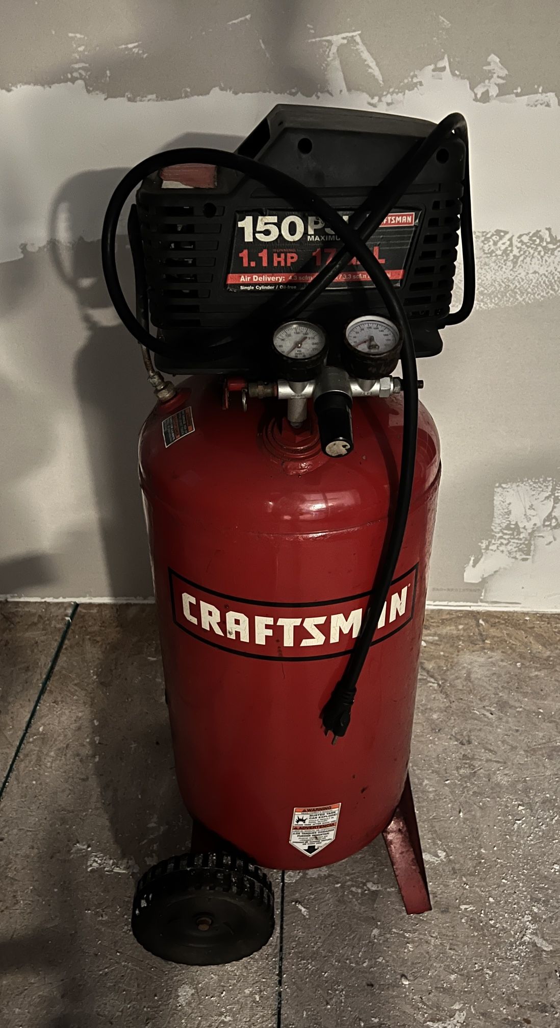 Craftsman 17 gal air compressor