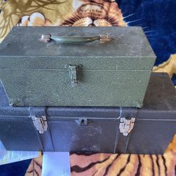 2 tool boxes 