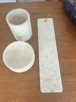 Cararra marble serving set