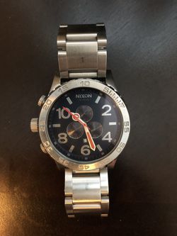 Nixon 5130 watch