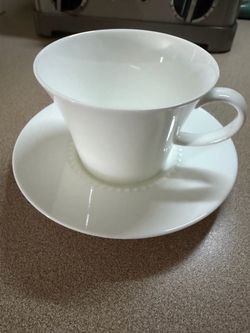 Crate and Barrel Pearl Bone China 8 cups and saucers