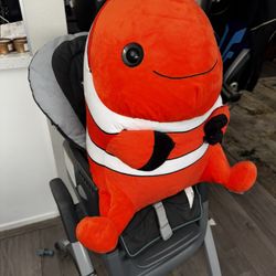 Finding Nemo big plushy