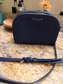 Marc Jacobs crossbody purse