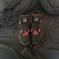 Jordan 4s red thunder