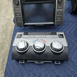 2017 Toyota Tundra Factory Radio 
