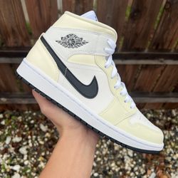 Jordan 1 Mid Coconut Milk (5.5, 7.5, 8.5)