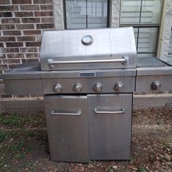 Propane BBQ grill