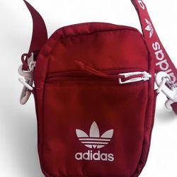 Adidas red mini bag #adidas #redbag #festival