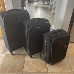 Swiss luggage sale hotsell