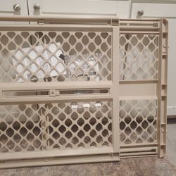 Brand New North States Baby Gate