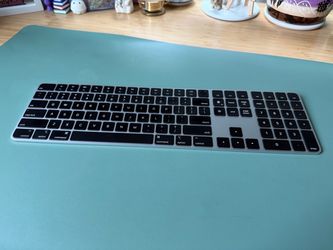 Apple Magic Keyboard