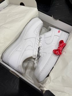 [BUSINESS CLOSING SALE] Nike Air Force 1 Low Supreme White