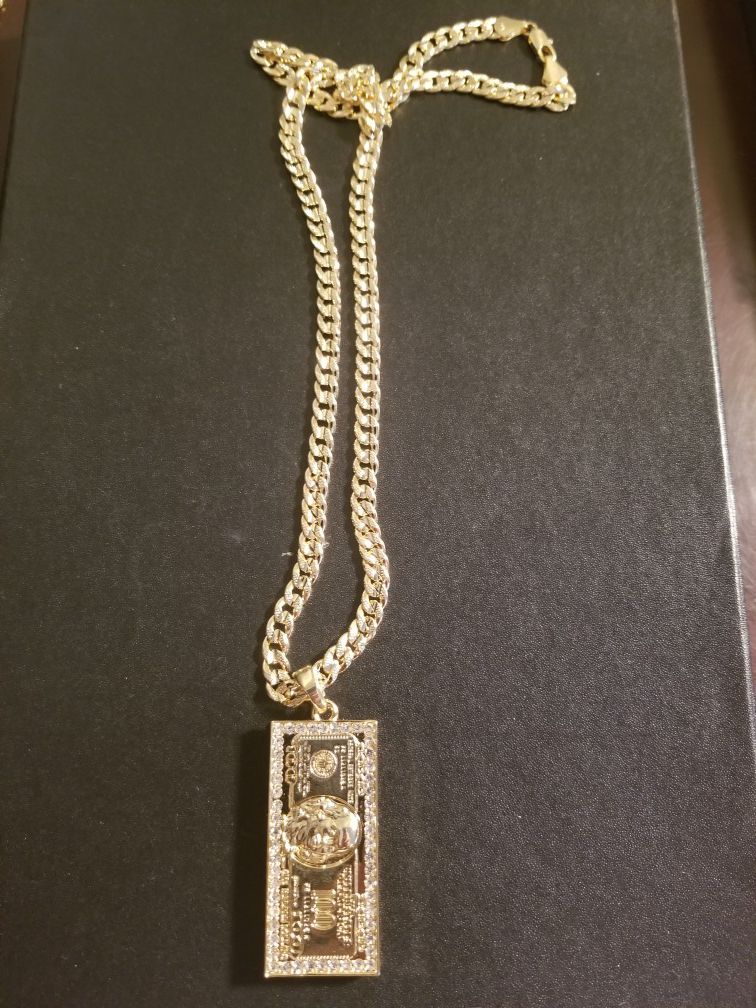 14k gold filled Benjamin Franklin 100$ bill Pendant, on Cuban chain.
