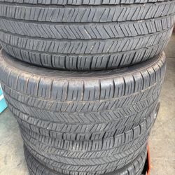 Set Of 4 Good Year Tires