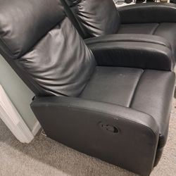 Black Leather Recliners 