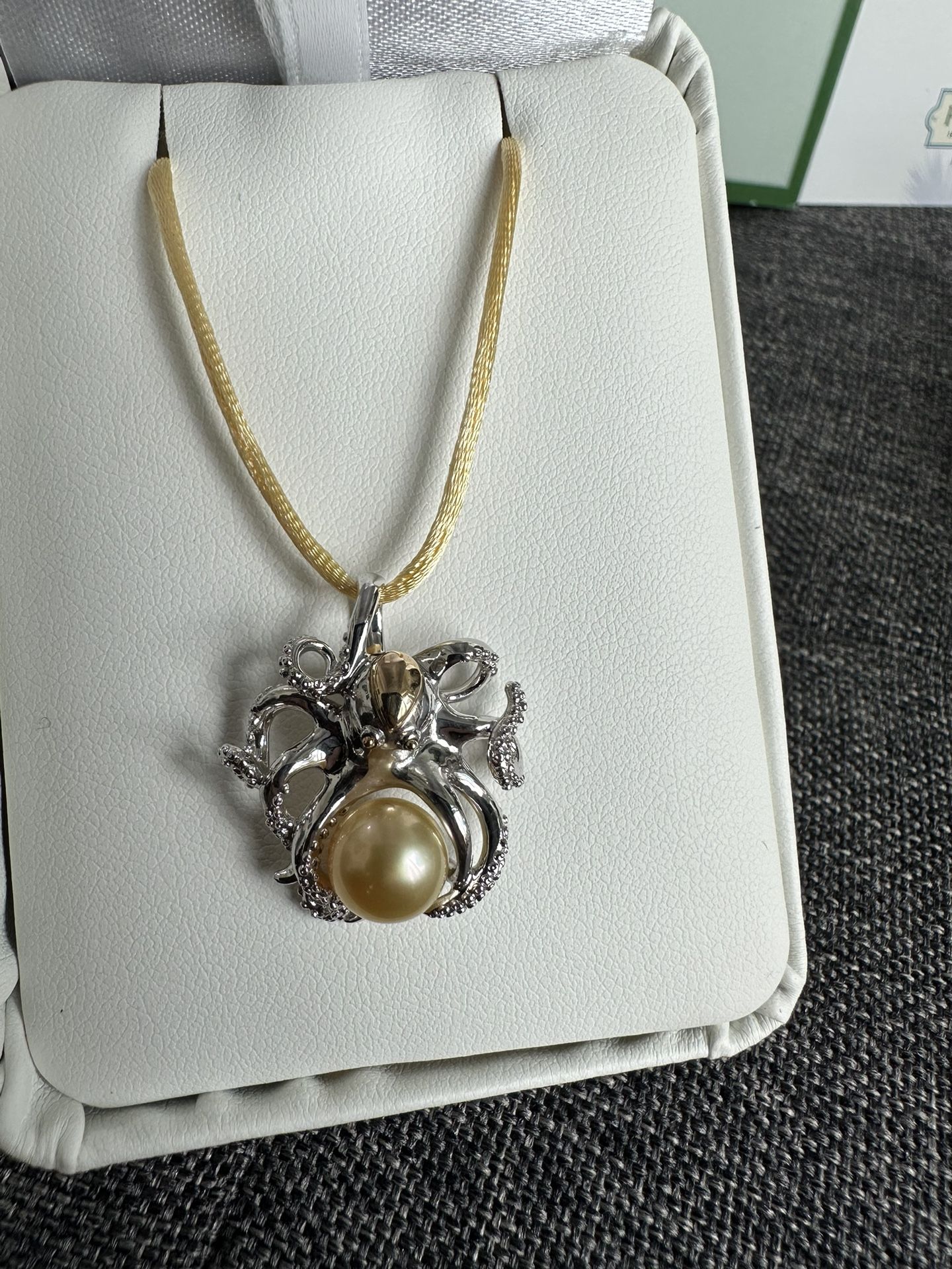 CLEARANCE SALE! Na Hoku Pearl Factory Golden South Sea Pearl set 14k gold & silver octopus pendant